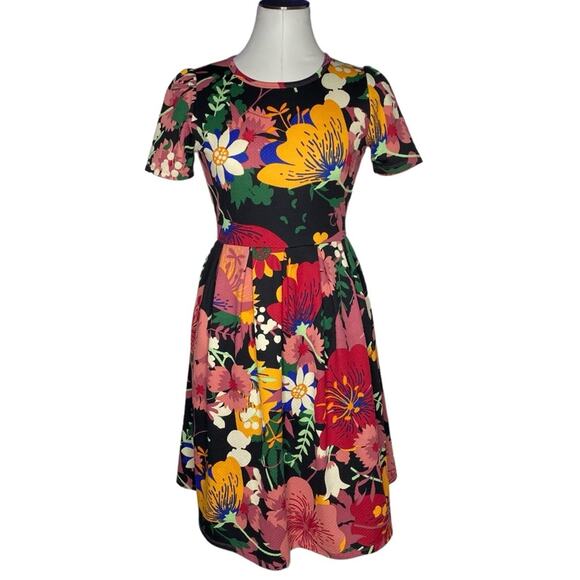 LulaRoe Bold Floral Amelia Dress size Small - Picture 2 of 9